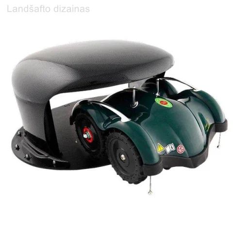 Vejos pjovimo robotas su pasikrovimo stotele su stogu