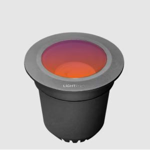Apvalus įleidžiamas juodas lauko šviestuvas „Lightpro“ su oranžiniu ir violetiniu stiklu