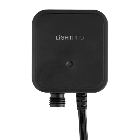 Juodas „Lightpro“ apšvietimo šviesos jutiklis ir laikmatis su laidu bei sriegine jungtimi