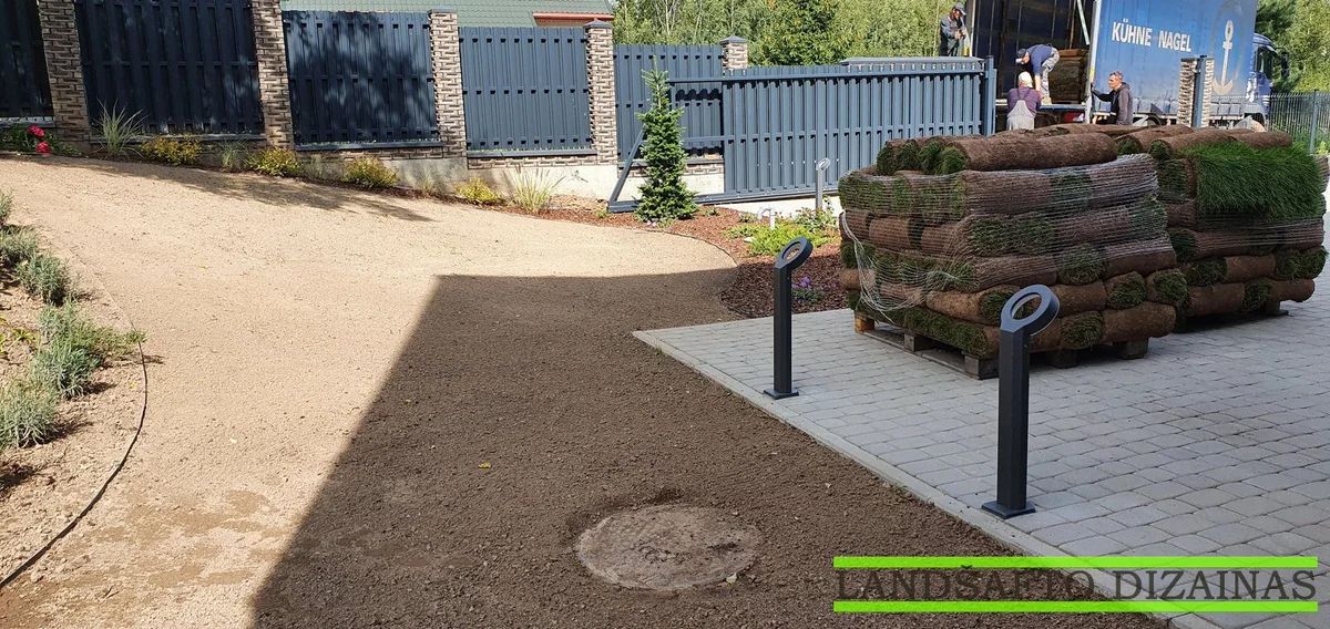 Aplinkos tvarkymo darbai Vėliučionyse 10